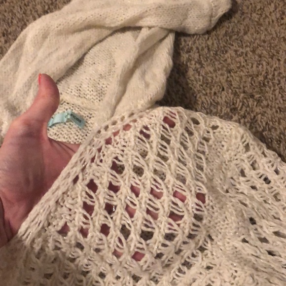 Sweater - Picture 2 of 4